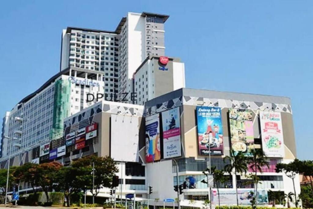Kenwingston Cyberjaya Free Wifi By Premium Stay 외부 사진